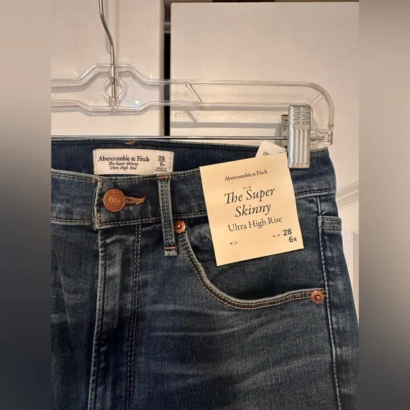 NWT - super skinny high rise distressed jeans - med/dark wash. - Picture 3 of 5